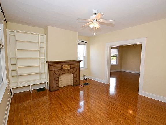 4th image of 2747 Minot Ave