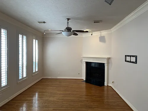 5642 Avalon Way Photo 1