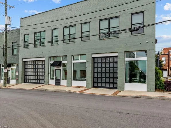 232 Willow St Suite 202, Mount Airy, NC 27030