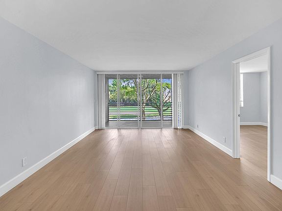 4th image of 9460 Tangerine Place #205