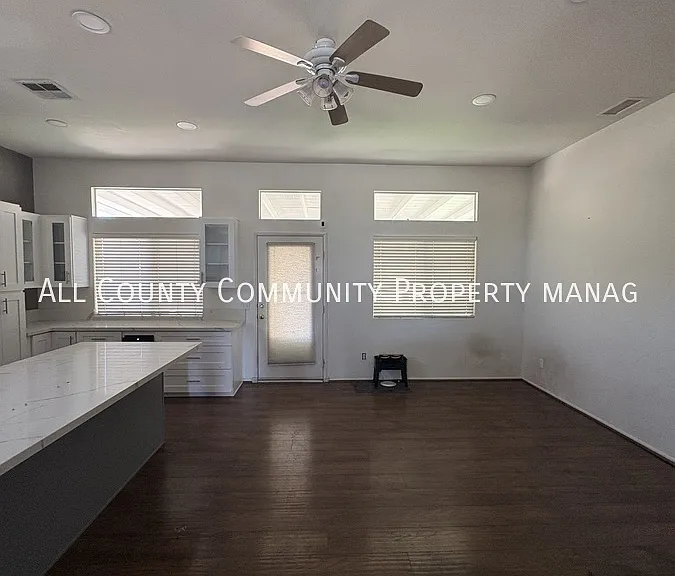 39560 Bonaire Way — Photo 9