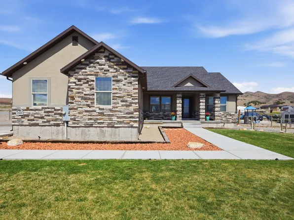 1588 W Rim Rock Dr, Stockton, UT 84071