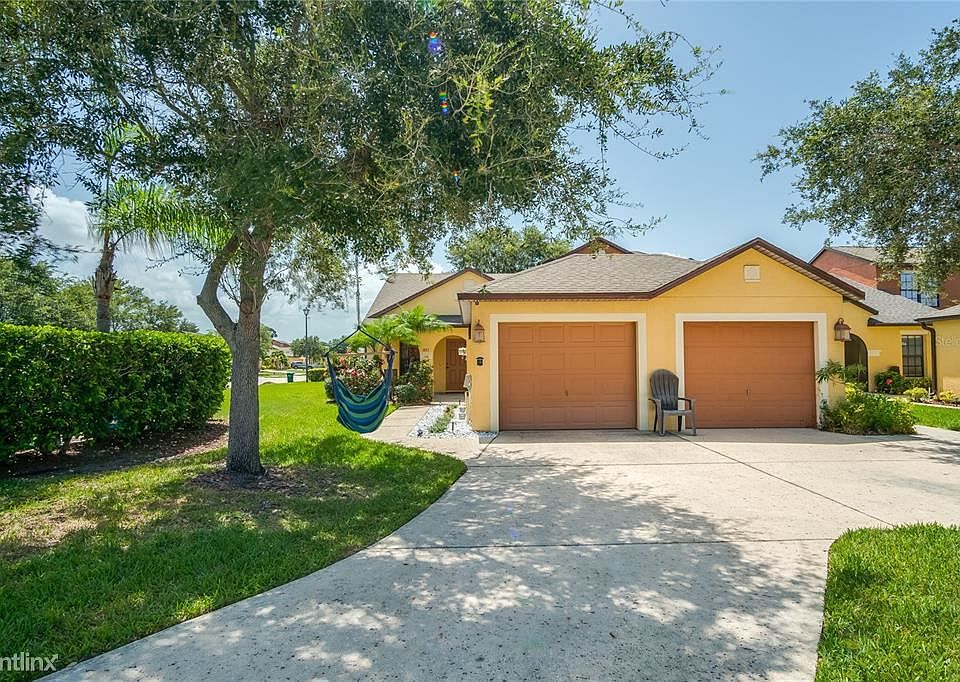 1st image of 895R Luminary Cir #106