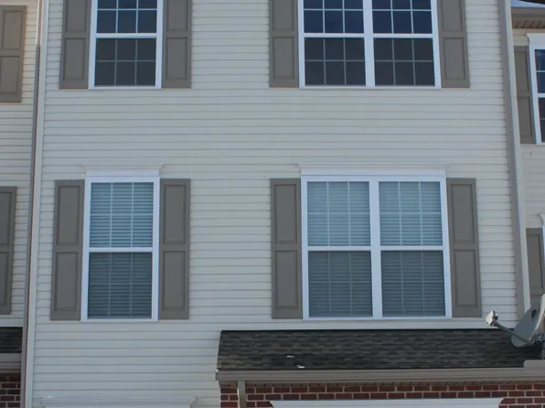 1205 Ledge Dr, York, PA 17408