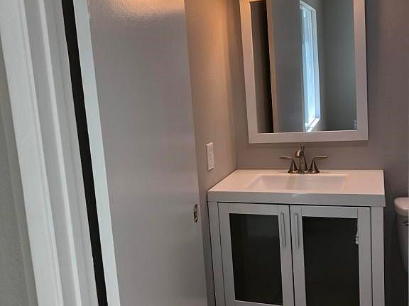 Bathroom 20