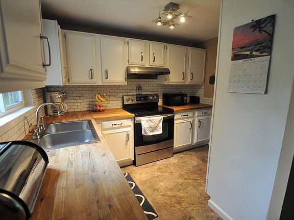4th image of 6909 Wannamaker Ln