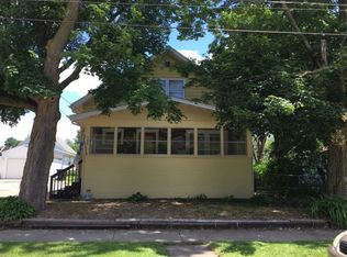 1224 Low St, Bloomington, IL 61701