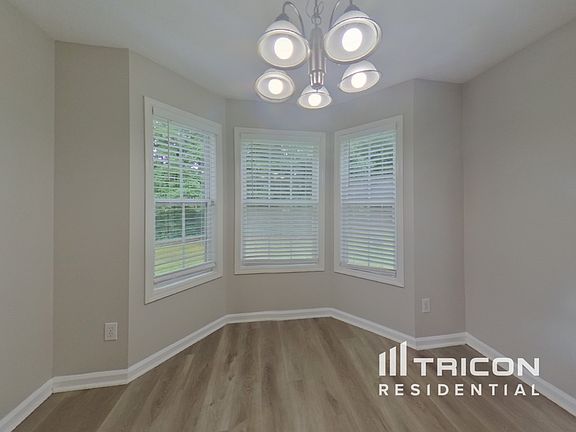 4th image of 1392 Danby Ct