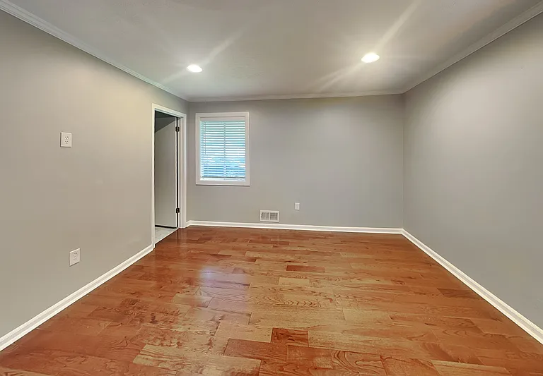 4623 Huntridge Dr NE — Photo 13