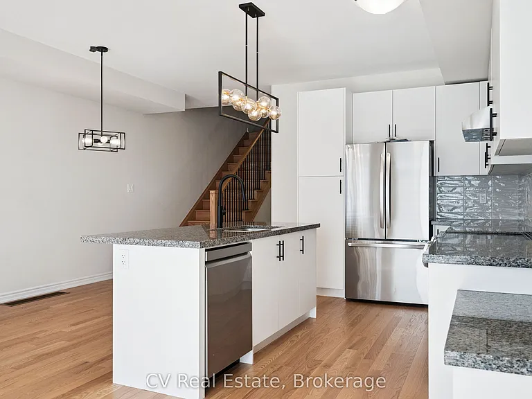 1406 Almonte Dr — Photo 10