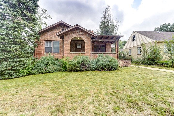 928 9th Street Exterior