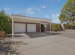 1025 Arizona St SE, Albuquerque, NM 87108