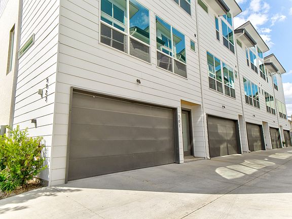2nd image of 5923 Lindell Ave #101