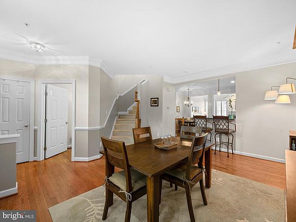 5th image of 23118 Basswood Hill Dr