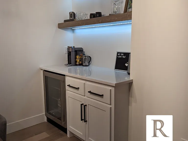 3282 Sky Way — Photo 9