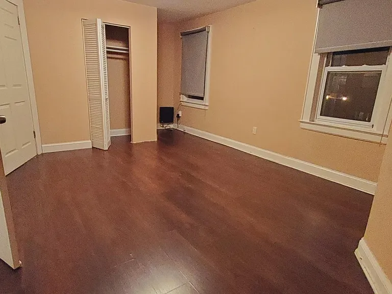 613 3rd Ave #2 — Photo 5