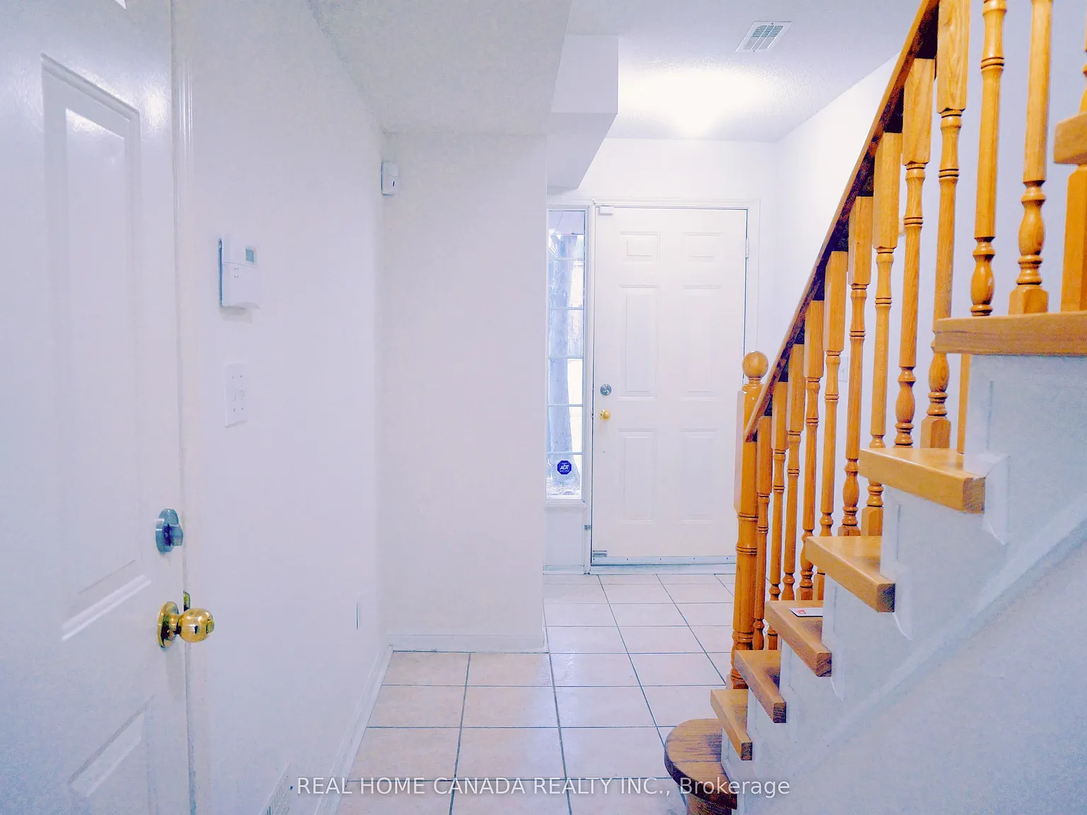 3 bed, $3,000 — Photo 2