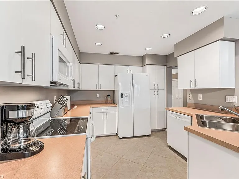 24827 Lakemont Cove Ln #101 — Photo 7