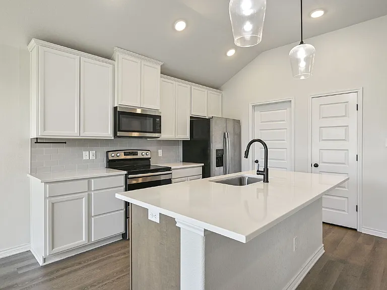 3109 Brady Ct — Photo 3