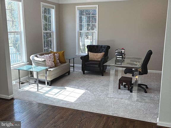 4th image of 14301 Lightfoot St