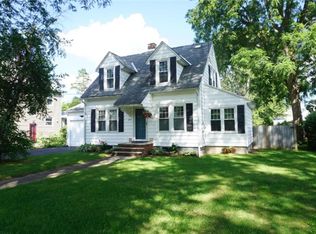 204 Elm St, Minoa, NY 13116