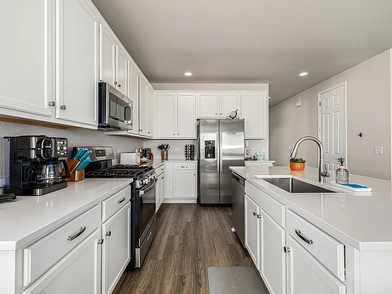 9096 Uravan Ct — Photo 27