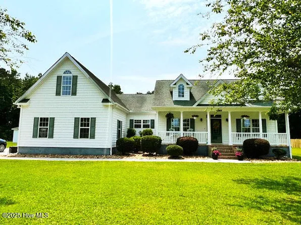 206 Mill Dam Way, Newport, NC 28570