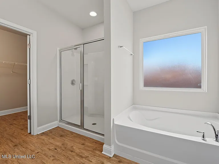 14894 Calcutta Dr — Photo 14