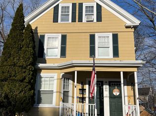 27 Stonington St, North Andover, MA 01845