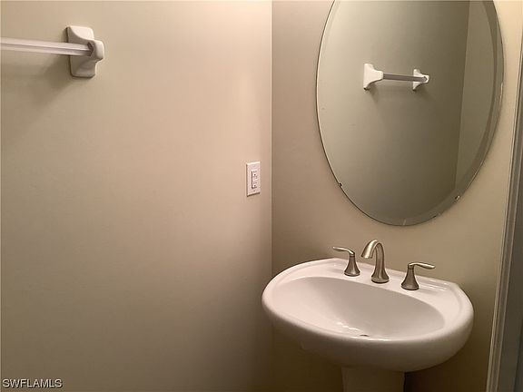 5th image of 3879 Tilbor Cir