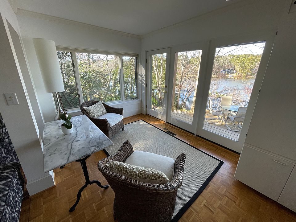 1st image of 2025 S Lakeshore Dr