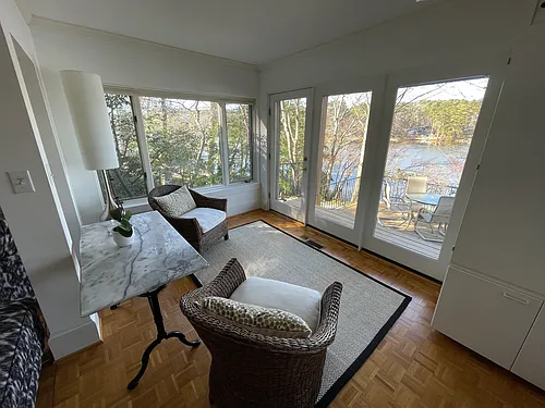 2025 S Lakeshore Dr Photo 1