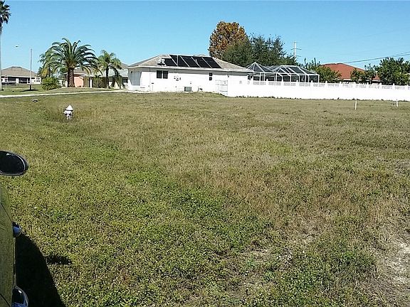 3rd image of 4612 SW 8th Court Cpe