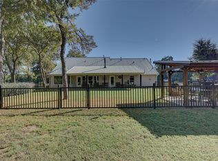 1366 Spring Valley Trl, Whitney, TX 76692