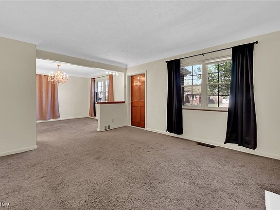 4th image of 1709 Tuxedo Ave