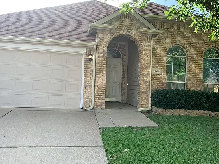 10428 Jaybird Dr — Photo 5