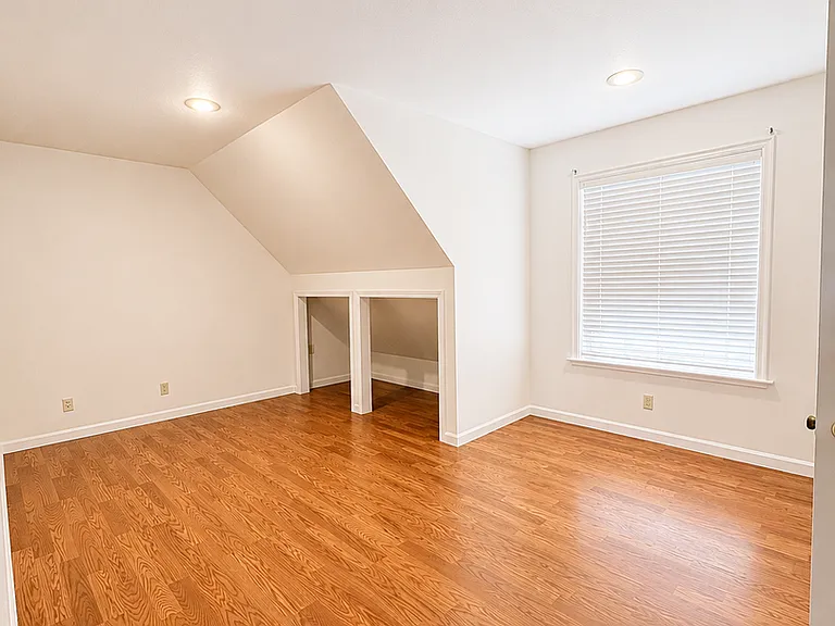 15085 McElroy Rd — Photo 14