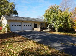 6821 Harp Rd, Canastota, NY 13032