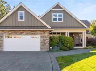 689 Abernathy Pl, Parksville, BC V9P 2Y9