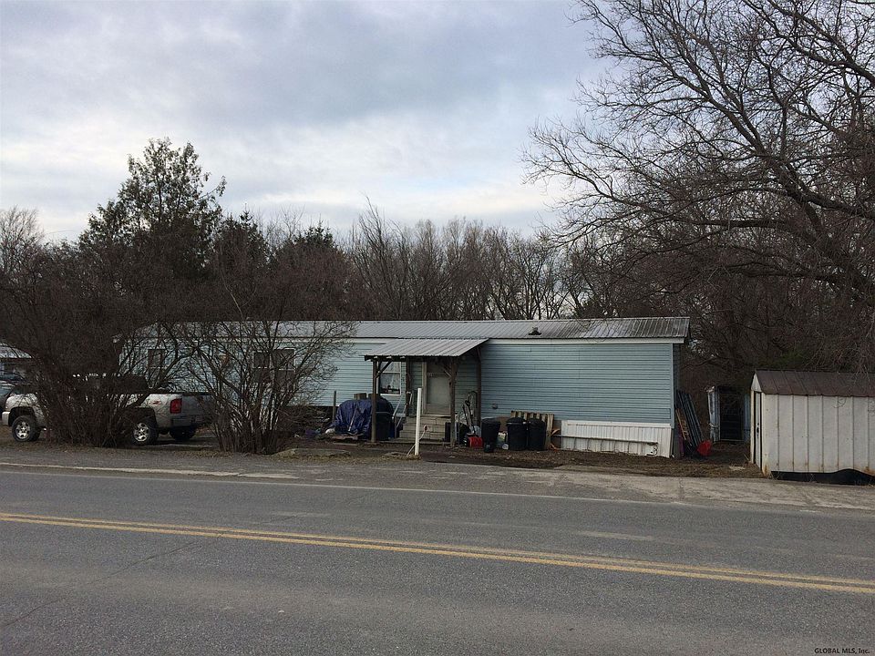 2nd image of 223 Alexandria Ave