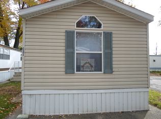 28495 Joy Rd TRLR C31, Westland, MI 48185