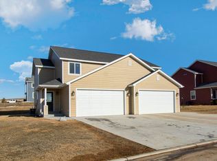 5822 Anna Ave, Williston, ND 58801