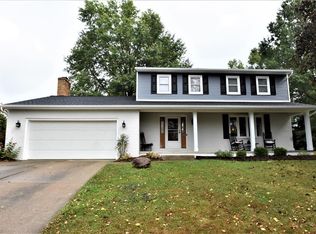 323 Eric Ln, Wadsworth, OH 44281