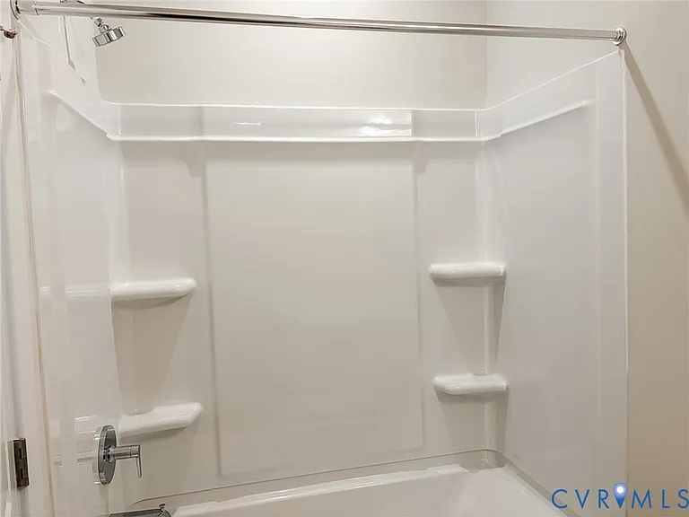 4821 Cloverleigh Dr — Photo 11