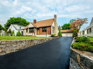 448 Old State Rd, Media, PA 19063