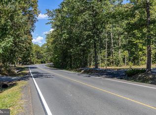 1231 Lakeview Pkwy, Locust Grove, VA 22508