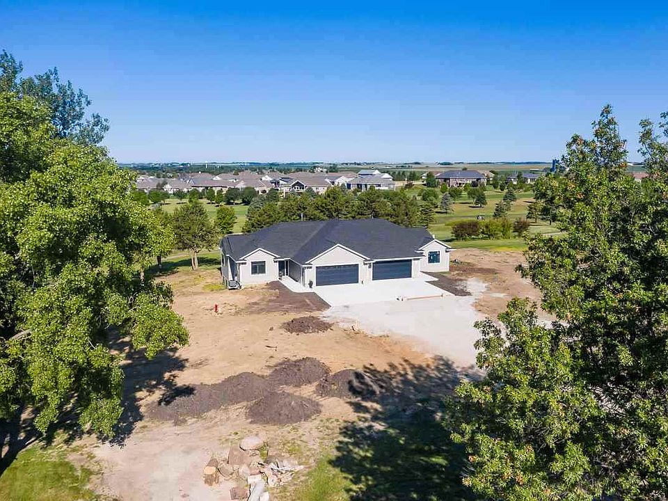 1st image of 16263 Vista Ave