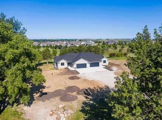 16263 Vista Ave, Dike, IA 50624