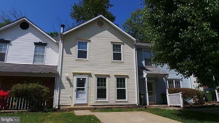 1st image of 303 Cabin Ct