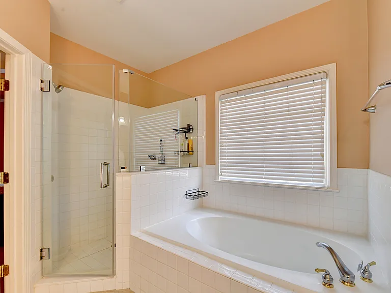 1712 Chattakay Ln — Photo 33